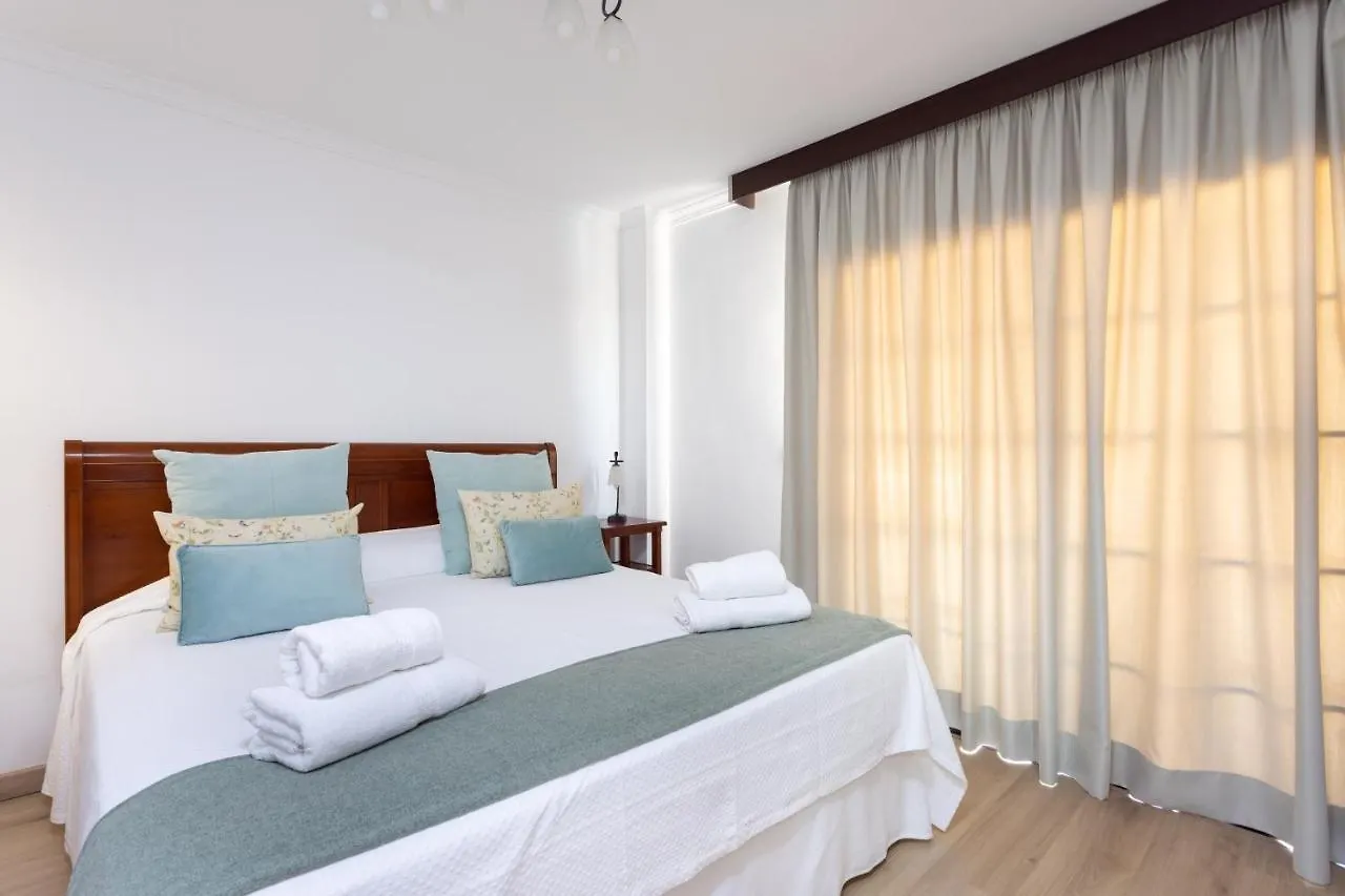 Home2Book Caletillas Beach Naiguata,Wifi & Terrace 칸델라리아 0*,  스페인